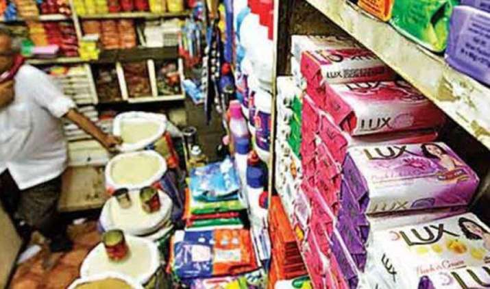 GST Effect: कारों के बाद अब घटने लगे तेल-साबुन के दाम, कोलगेट व इमामी ने 9% तक घटाई कीमतें GST Effect: कारों के बाद अब घटने लगे तेल-साबुन के दाम, कोलगेट व इमामी ने 9% तक घटाई कीमतें- IndiaTV Paisa