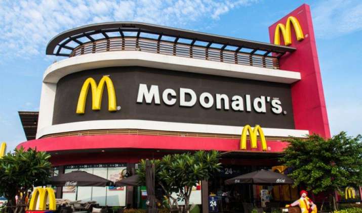 भारत में बंद होंगे McDonald’s के 169 रेस्टोरेंट्स, हजारों कर्मचारियों पर छाया बेरोजगारी का संकट भारत में बंद होंगे McDonald’s के 169 रेस्टोरेंट्स, हजारों कर्मचारियों पर छाया बेरोजगारी का संकट- India TV Paisa