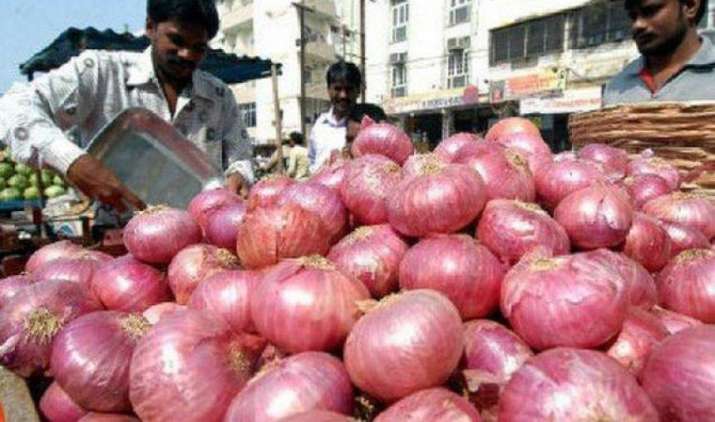 प्याज का भाव पहुंचा 2015 के बाद सबसे ऊपरी स्तर पर, लासलगांव में थोक दाम 26 रुपए किलो हुआ प्याज का भाव पहुंचा 2015 के बाद सबसे ऊपरी स्तर पर, लासलगांव में थोक दाम 26 रुपए किलो हुआ- India TV Paisa