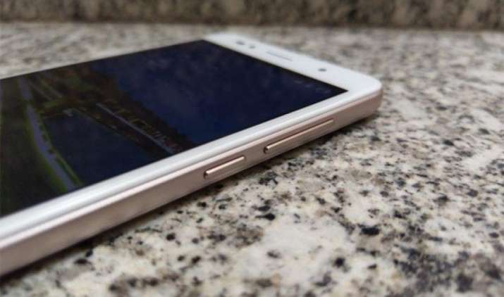 Lava ने लॉन्च किया Z60 बजट स्मार्टफोन, कीमत 6,500 रुपए से है कम Lava ने लॉन्च किया Z60 बजट स्मार्टफोन, कीमत 6,500 रुपए से है कम- IndiaTV Paisa