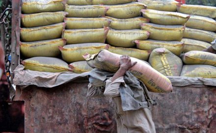 दूसरी तिमाही में इंडिया सीमेंट्स का शुद्ध लाभ 62% गिरा, पेट्रोनेट का मुनाफा 28 प्रतिशत बढ़ा दूसरी तिमाही में इंडिया सीमेंट्स का शुद्ध लाभ 62% गिरा, पेट्रोनेट का मुनाफा 28 प्रतिशत बढ़ा- India TV Paisa