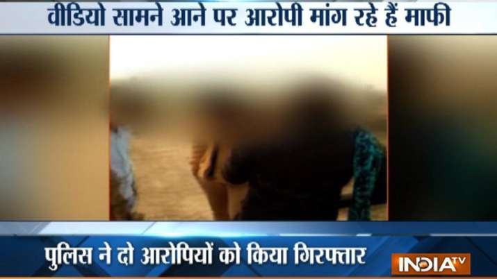 Greater-Noida-Two-youths-and-a-girl-thrashed-in-the-name-of-moral-policing-video-viral Greater-Noida-Two-youths-and-a-girl-thrashed-in-the-name-of-moral-policing-video-viral- India TV