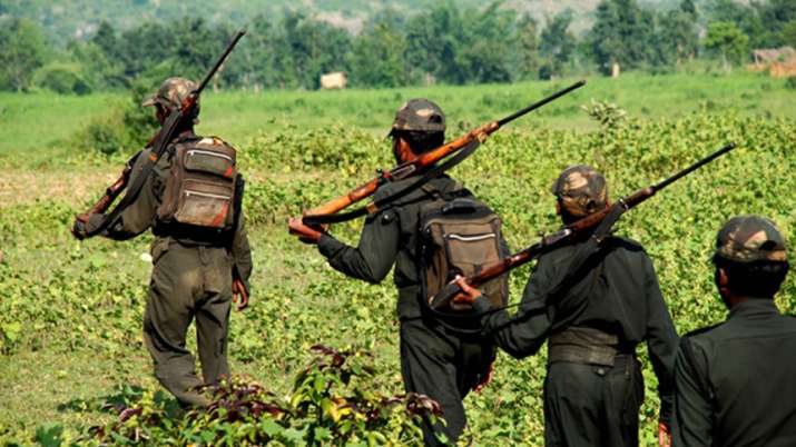 Jharkhand-Security-forces-rescue-13-year-minor-girl-from-naxal-group-in-Chaibasa Jharkhand-Security-forces-rescue-13-year-minor-girl-from-naxal-group-in-Chaibasa- India TV