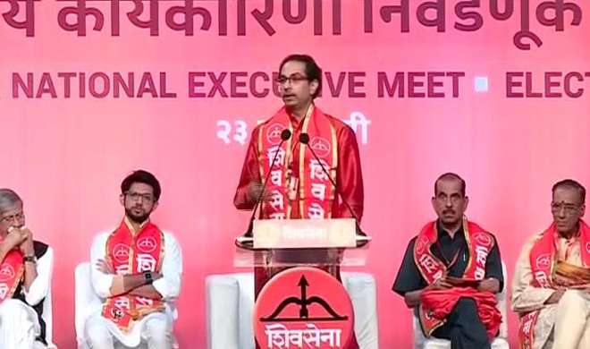 Shiv-Sena-to-go-it-alone-passes-resolution-to-contest-future-polls-on-its-own Shiv-Sena-to-go-it-alone-passes-resolution-to-contest-future-polls-on-its-own- India TV