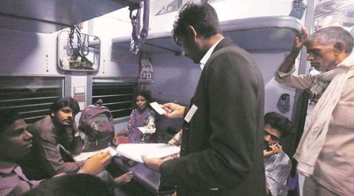 Without ticket passengers Indian Railway Without ticket passengers Indian Railway- India TV Paisa