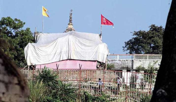 Ayodhya-issue-solved-outside-court Ayodhya-issue-solved-outside-court- India TV