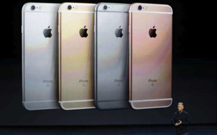 Apple rise the price of iPhone in India Apple rise the price of iPhone in India- India TV Paisa