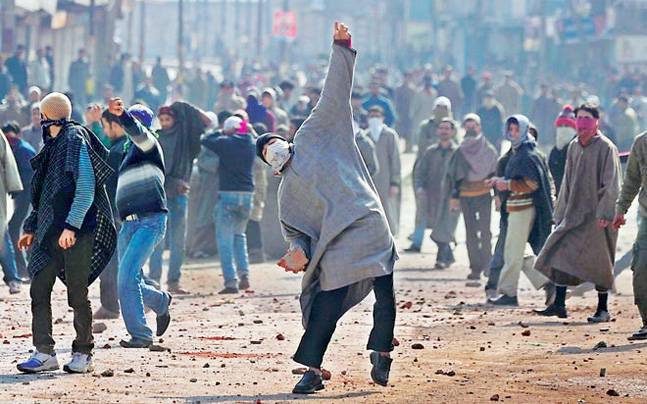 stone pelters stone pelters- India TV