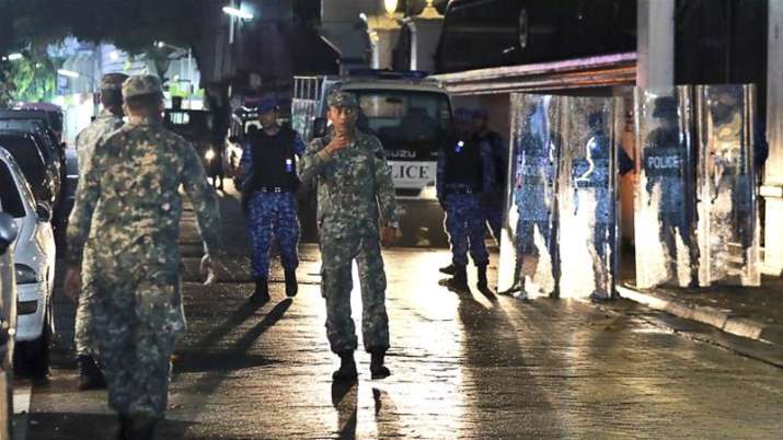 Maldives-president-declares-emergency-detains-former-president Maldives-president-declares-emergency-detains-former-president- Khabar IndiaTV