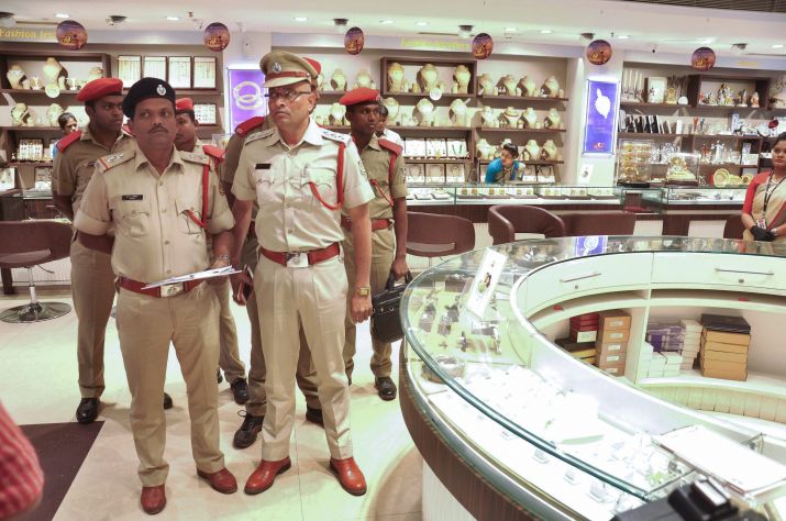 PNB-fraud-case-ED-seizes-luxury-cars-watches-and-mutual-funds-of-Nirav-Modi PNB-fraud-case-ED-seizes-luxury-cars-watches-and-mutual-funds-of-Nirav-Modi- India TV