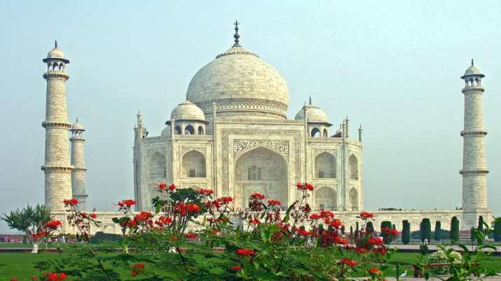 Uttar-Pradesh-BJP-Yogi-govt-move-to-start-Taj-Mahotsav-with-play-on-Ram-row Uttar-Pradesh-BJP-Yogi-govt-move-to-start-Taj-Mahotsav-with-play-on-Ram-row- India TV