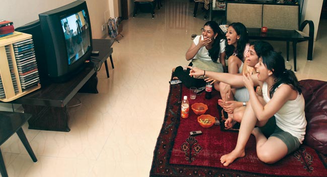 reliance big tv reliance big tv- IndiaTV Paisa