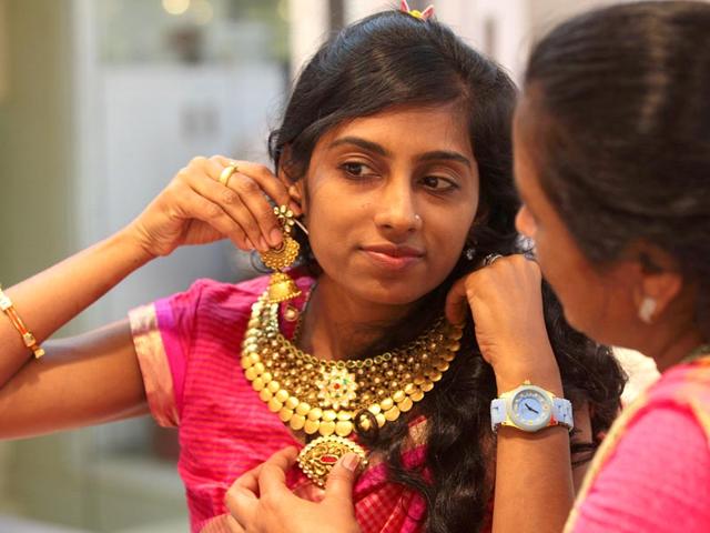 gold gold- India TV Paisa