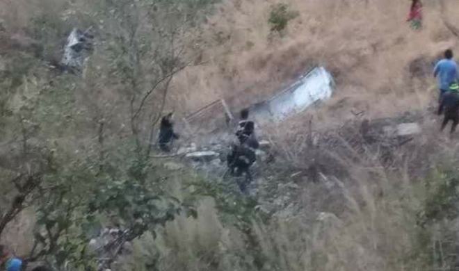 Uttarakhand bus fell into a gorge Uttarakhand bus fell into a gorge- India TV