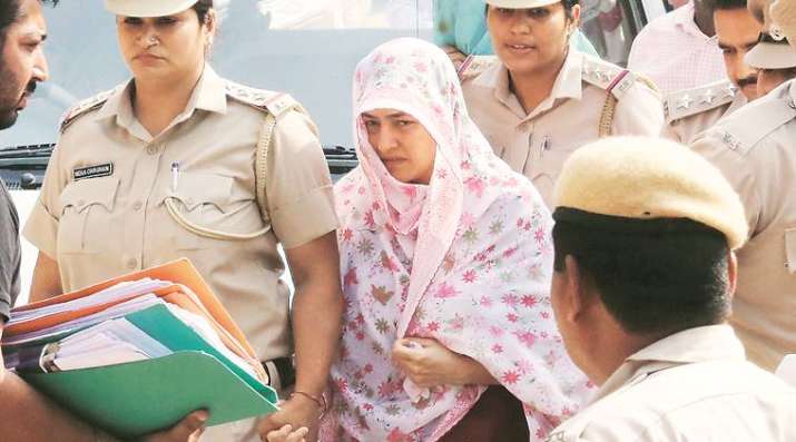 Honeypreet-21-others-charged-with-sedition Honeypreet-21-others-charged-with-sedition- India TV