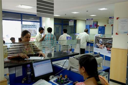 bank branch bank branch- India TV Paisa