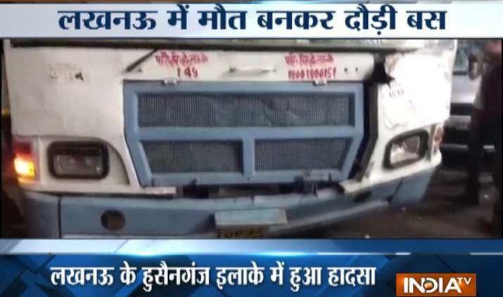 Lucknow-Out-of-control-bus-kills-two-at-Burlington-Crossing Lucknow-Out-of-control-bus-kills-two-at-Burlington-Crossing- India TV