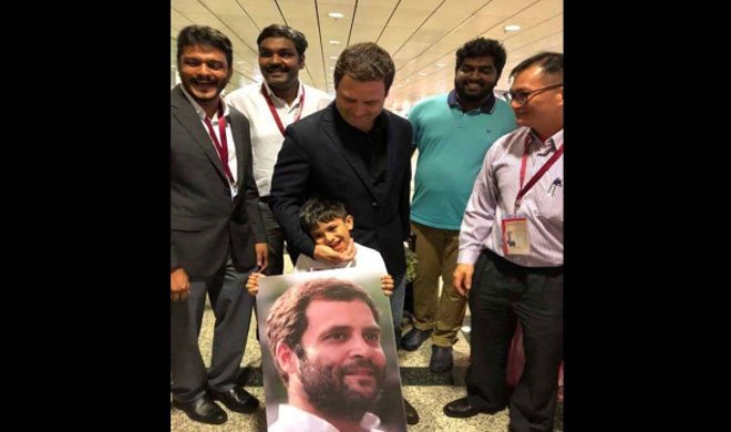 Young boy greeted Rahul Gandhi at Singapore Airport Young boy greeted Rahul Gandhi at Singapore Airport- Khabar IndiaTV