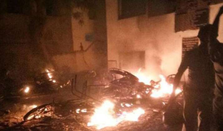 Ahmedabad: Violence after eve teasing incident, vehicles set on fire, curfew imposed Ahmedabad: Violence after eve teasing incident, vehicles set on fire, curfew imposed- Khabar IndiaTV