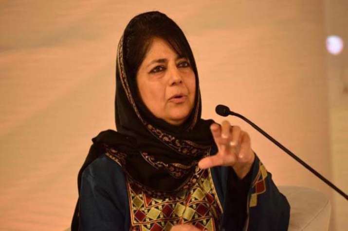 BJP asks its ministers to resign to bring in new faces in CM Mehbooba Mufti's Cabinet BJP asks its ministers to resign to bring in new faces in CM Mehbooba Mufti's Cabinet- India TV