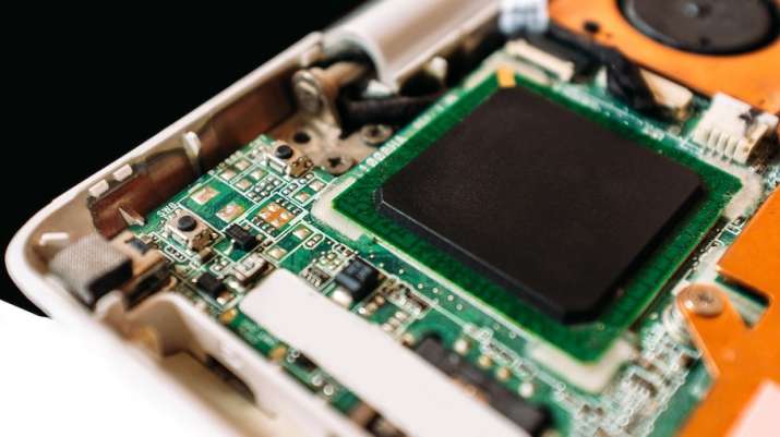 Smartphone Components Smartphone Components- India TV Paisa