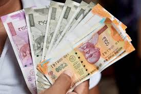Printing press is continuously printing Rs 500 and Rs 200 notes Printing press is continuously printing Rs 500 and Rs 200 notes- India TV Paisa