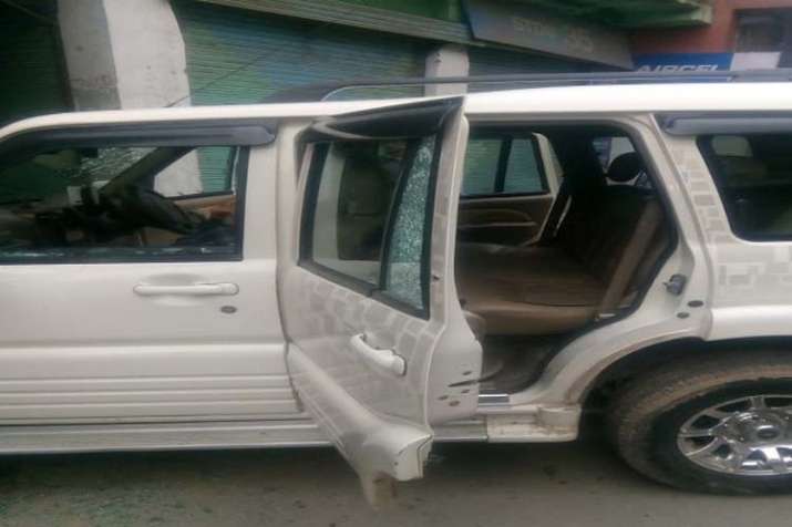 Jammu and Kashmir: Senior politician Ghulam Nabi Patel shot dead by terrorists in Pulwama Jammu and Kashmir: Senior politician Ghulam Nabi Patel shot dead by terrorists in Pulwama- India TV