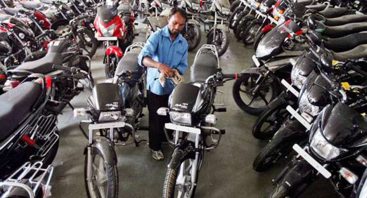 Two-wheeler loans grow 32 per cent in 2017 Two-wheeler loans grow 32 per cent in 2017- India TV Paisa