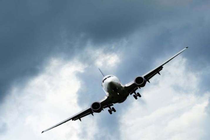 IndiGo, Air Deccan planes avert mid-air mishap IndiGo, Air Deccan planes avert mid-air mishap - India TV