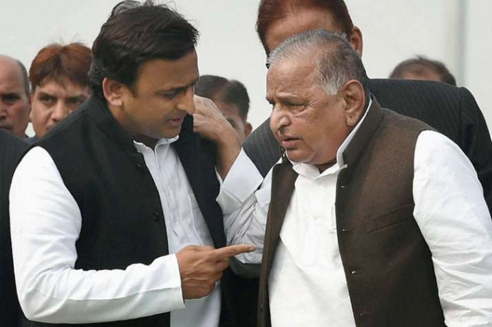 After Supreme Court order, UP govt asks former CMs to vacate state-allotted bungalows After Supreme Court order, UP govt asks former CMs to vacate state-allotted bungalows- Khabar IndiaTV