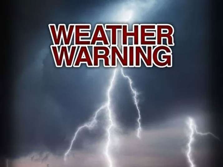 IMD issues thunderstorm and squall warning for 25 states IMD issues thunderstorm and squall warning for 25 states - India TV Paisa