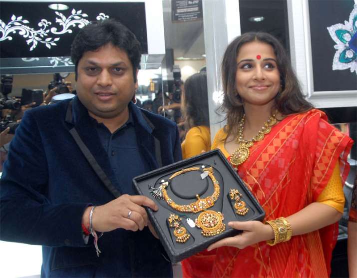 CBI arrests CEO of PC Jewellers CBI arrests CEO of PC Jewellers- India TV Paisa