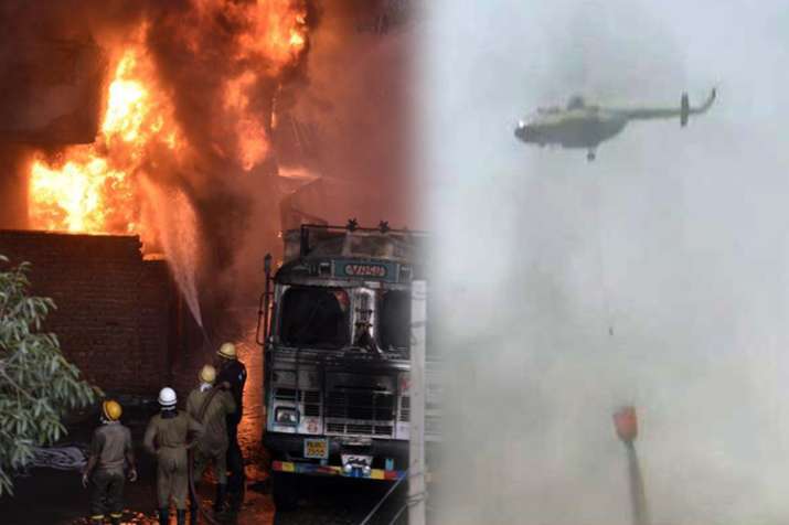 Massive fire at godown in Delhi's Malviya Nagar Massive fire at godown in Delhi's Malviya Nagar- India TV