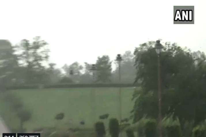 Thunderstorm dehi ncr Thunderstorm dehi ncr- Khabar IndiaTV