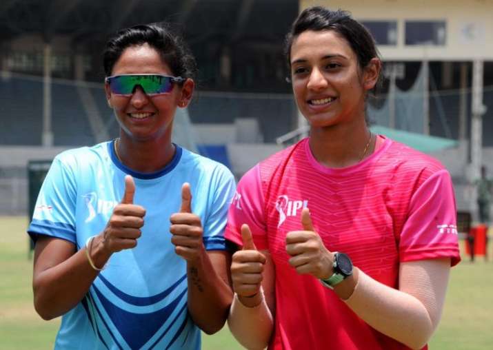 Big Bash League: हरमनप्रीत ने फिर किया सिडनी थंडर्स के साथ करार, नई टीम से खेलेंगी मंधाना Big Bash League: हरमनप्रीत ने फिर किया सिडनी थंडर्स के साथ करार, नई टीम से खेलेंगी मंधाना- India TV