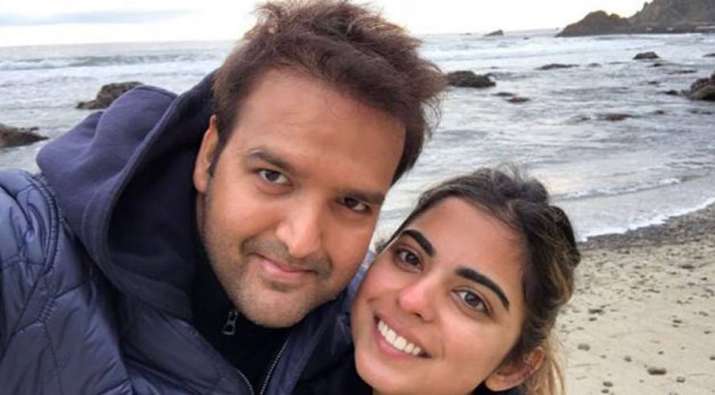 Mukesh Ambanis daughter Isha Ambani gets engaged to Anand Piramal Mukesh Ambanis daughter Isha Ambani gets engaged to Anand Piramal- India TV Paisa