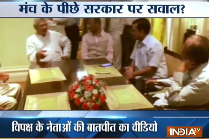 Karnataka: Will Kumaraswamy government complete its full term, questions third front leaders Karnataka: Will Kumaraswamy government complete its full term, questions third front leaders- India TV