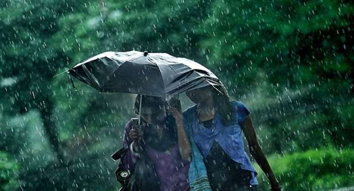 Kerala receives 3 fold excess rainfall on first day of Monsoon Kerala receives 3 fold excess rainfall on first day of Monsoon- India TV Paisa