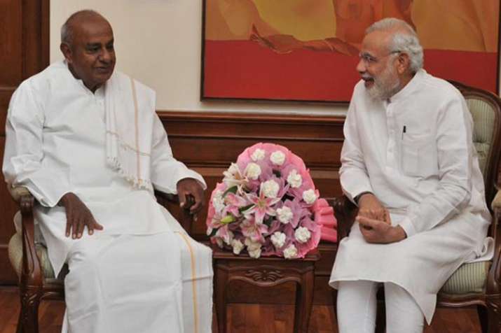 Amid Karnataka political tussle, PM Modi greets HD Deve Gowda on birthday Amid Karnataka political tussle, PM Modi greets HD Deve Gowda on birthday- India TV