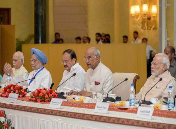 President Ram Nath Kovind speaks as he chairs the first... President Ram Nath Kovind speaks as he chairs the first...- India TV