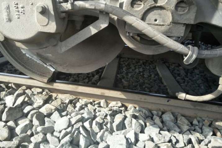 Major accident avoided; train's wheel divided into two parts Major accident avoided; train's wheel divided into two parts- India TV