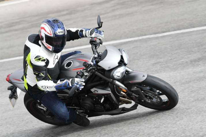 triumph triumph- India TV Paisa