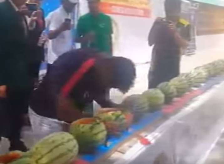 breaking watermelon breaking watermelon- India TV