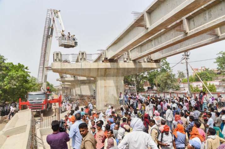 Varanasi Flyover Tragedy Varanasi Flyover Tragedy- Khabar IndiaTV