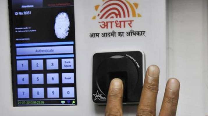 18000 Banks and Post Offices are now equipped with Aadhaar centers says UIDAI CEO 18000 Banks and Post Offices are now equipped with Aadhaar centers says UIDAI CEO- India TV Paisa