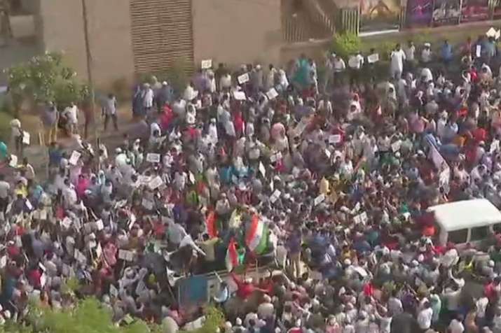 Aam Aadmi Party begins protest from Mandi House to PM residence | ANI Aam Aadmi Party begins protest from Mandi House to PM residence | ANI- India TV