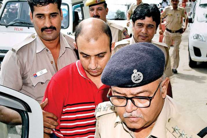 शैलजा मर्डर में अहम कामयाबी, पुलिस को मिले मेजर के चाकू और जले कपड़े शैलजा मर्डर में अहम कामयाबी, पुलिस को मिले मेजर के चाकू और जले कपड़े- India TV