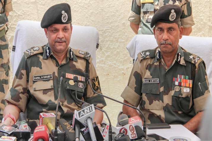 Indian forces have maintained sanctity of ceasefire pact, but Pak firing a "betrayal": BSF official Indian forces have maintained sanctity of ceasefire pact, but Pak firing a "betrayal": BSF official - Khabar IndiaTV