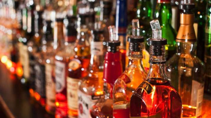 Compulsory warning on liquor bottles from April 2019 says FSSAI Compulsory warning on liquor bottles from April 2019 says FSSAI- IndiaTV Paisa