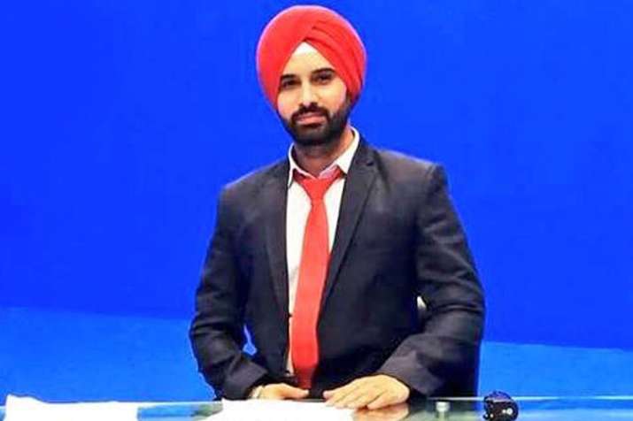 Harmeet Singh to become the first Sikh news anchor in Pakistan | Twitter Harmeet Singh to become the first Sikh news anchor in Pakistan | Twitter- India TV